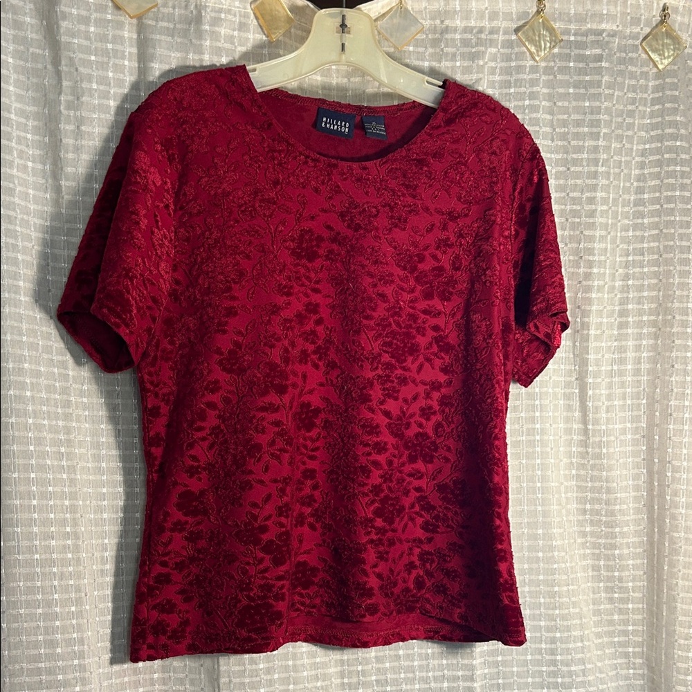 Hillard & Hanson Rich Red Floral Short Sleeve Top
